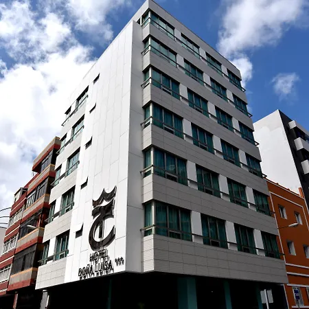 Tc Dona Luisa מלון