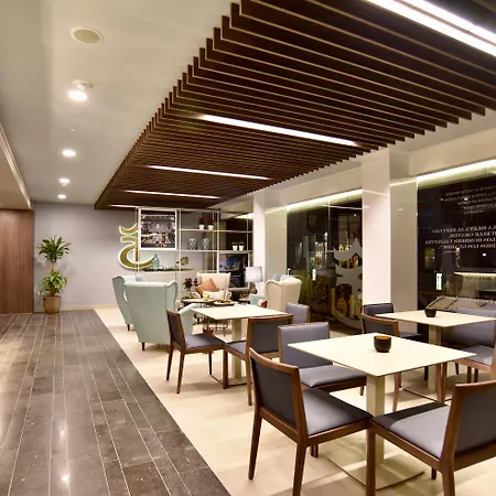 Tc Dona Luisa Las Palmas / Gran Canaria