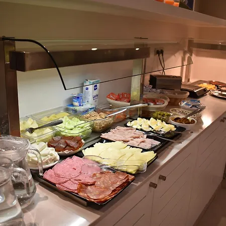 Tc Dona Luisa Hotel