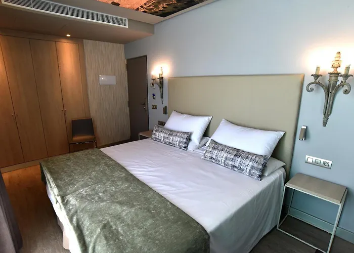 Tc Dona Luisa Ξενοδοχείο