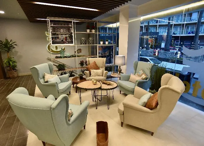 Tc Dona Luisa Las Palmas / Gran Canaria