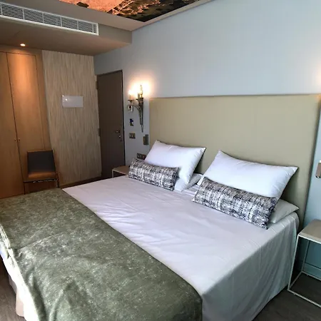 Tc Dona Luisa Hotel
